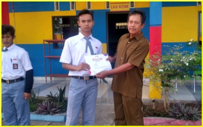 Juara 2 Lomba Scrabble Tingkat SMK